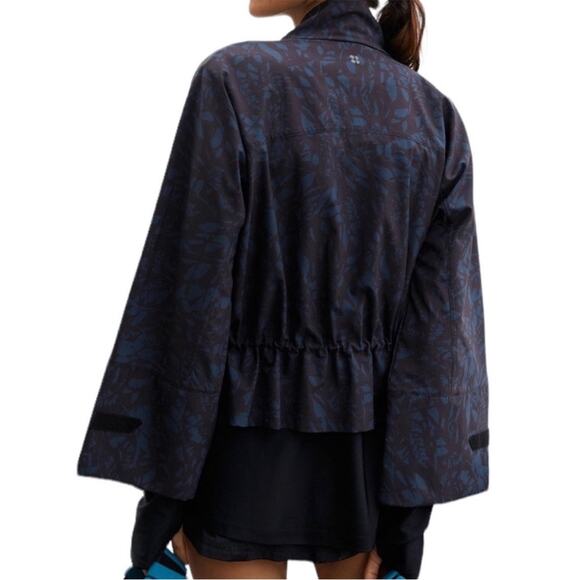 Sweaty Betty Fast Track Running Jacket Blue Leaf Scatter Print Women Size Small - Picture 3 of 14